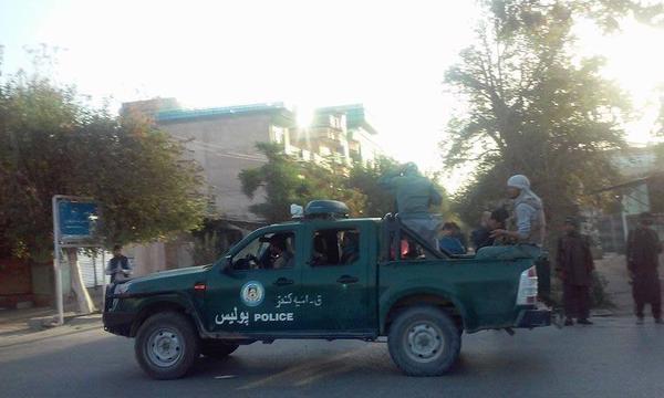 Afghan-forces-and-traffic-police-in-Kunduz-city-this-morning-after-they-drive-out-Taliban-2.jpg
