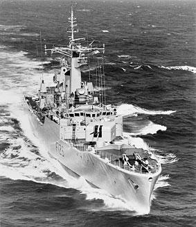 HMS_Plymouth_underway.jpg