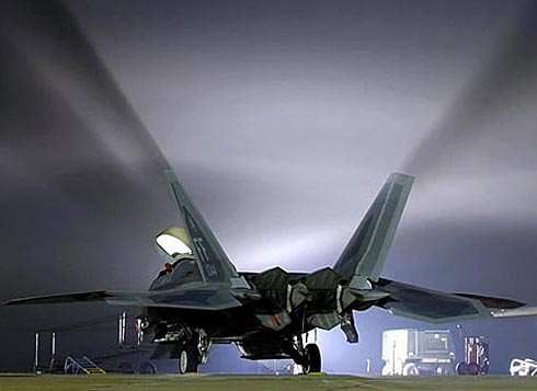 F-22_Maintenance-1.jpg