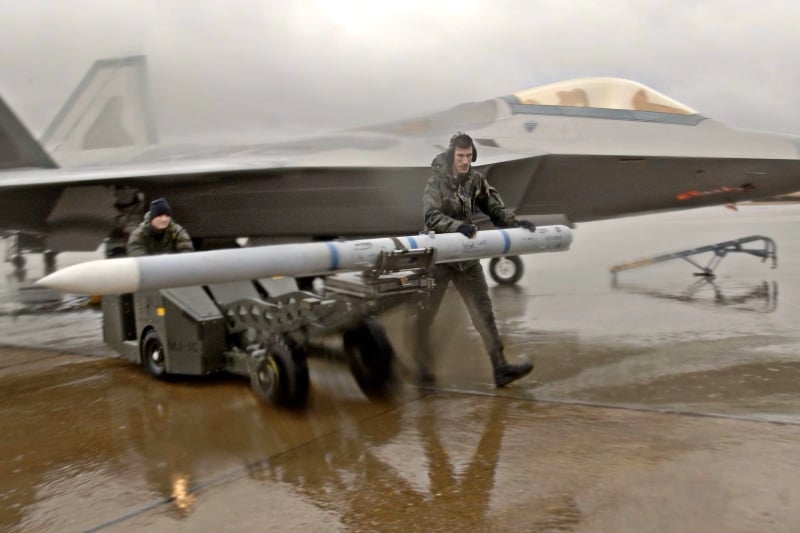 القوات المغربية تنتقل إلى الردع الجوي الاستباقي بصواريخ أمريكية متطورة