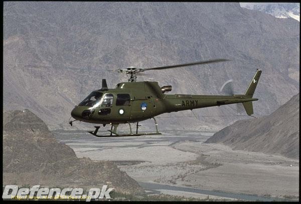 Pakistan_Army_-_AS-350B3.jpg