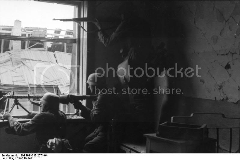 Bundesarchiv_Bild_101I-617-2571-04_.jpg