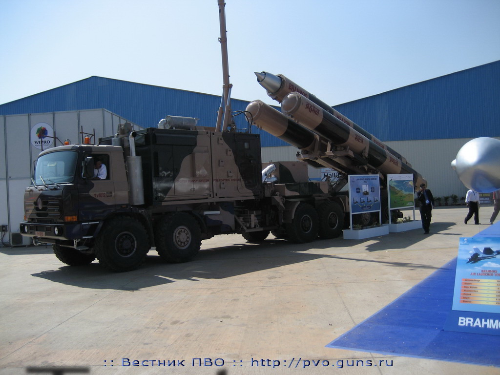 Brahmos%20SSM_Indian%20Army_1.jpg