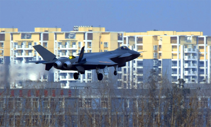 chengdu-j-20-first-flight.jpg