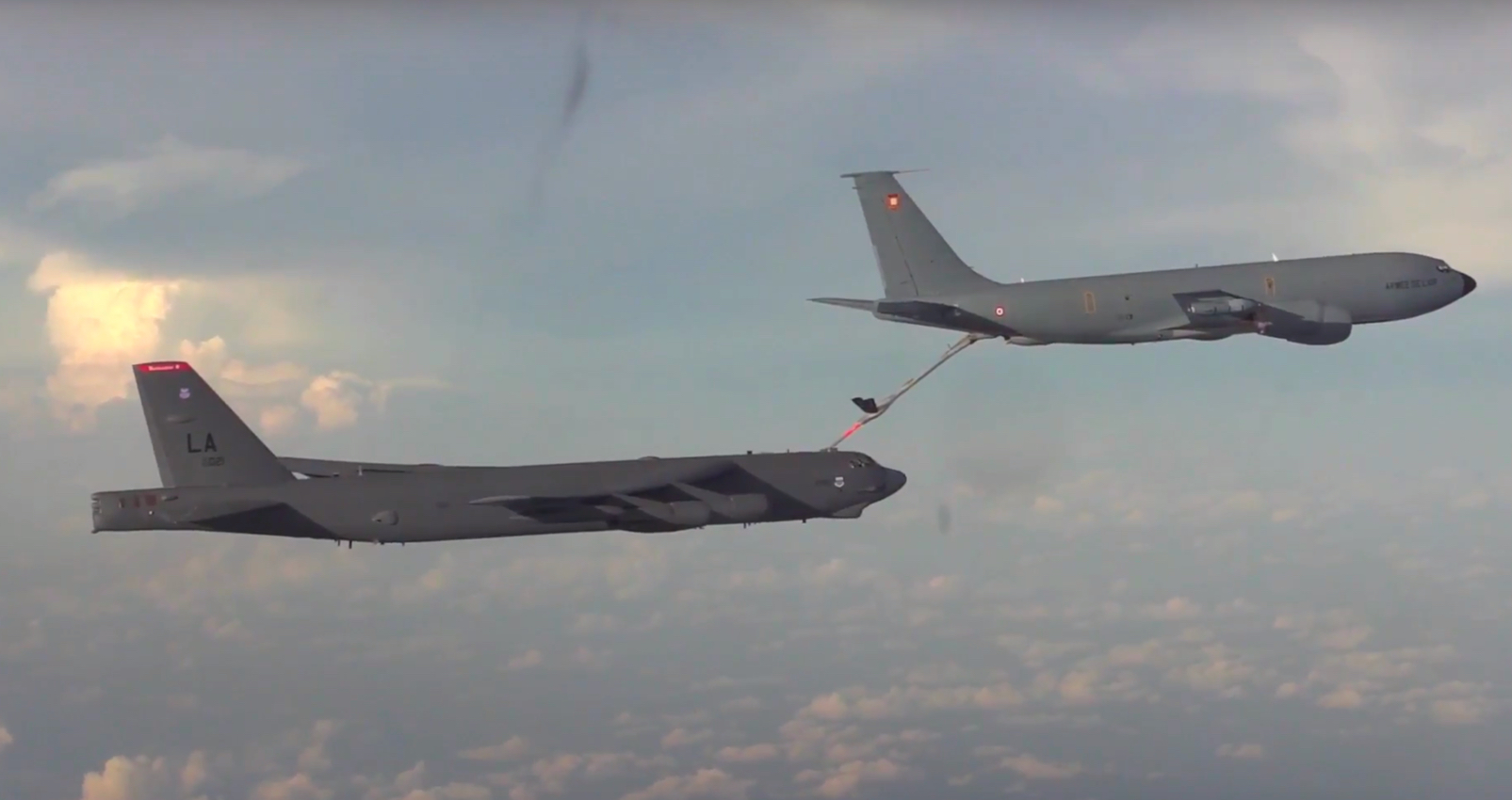 B-52-refuel-from-C-135FR.jpg