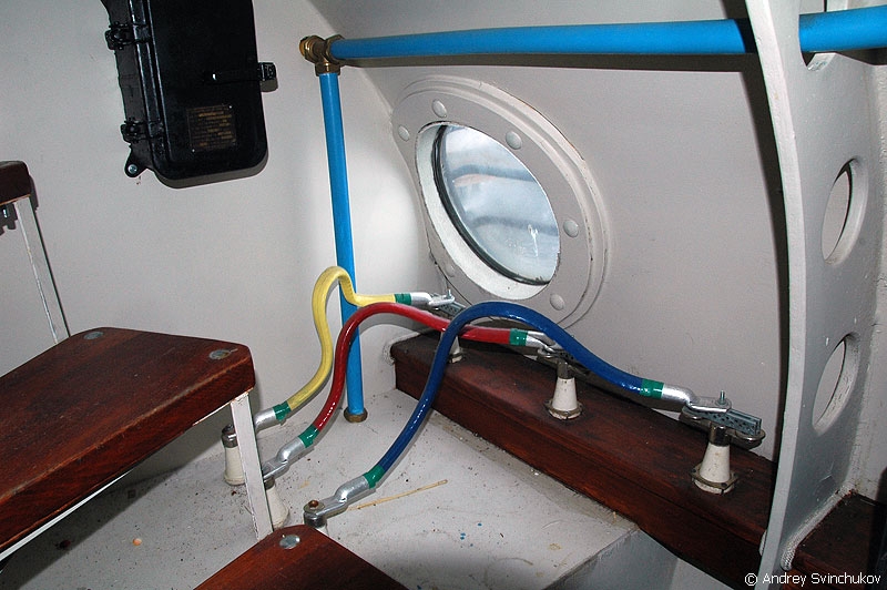 nikolaboat001-15.jpg
