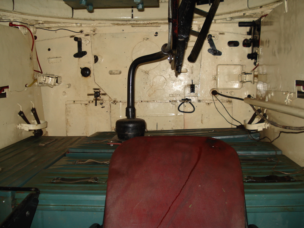 T-34-85_interior_Parola_Tank_Museum.jpg