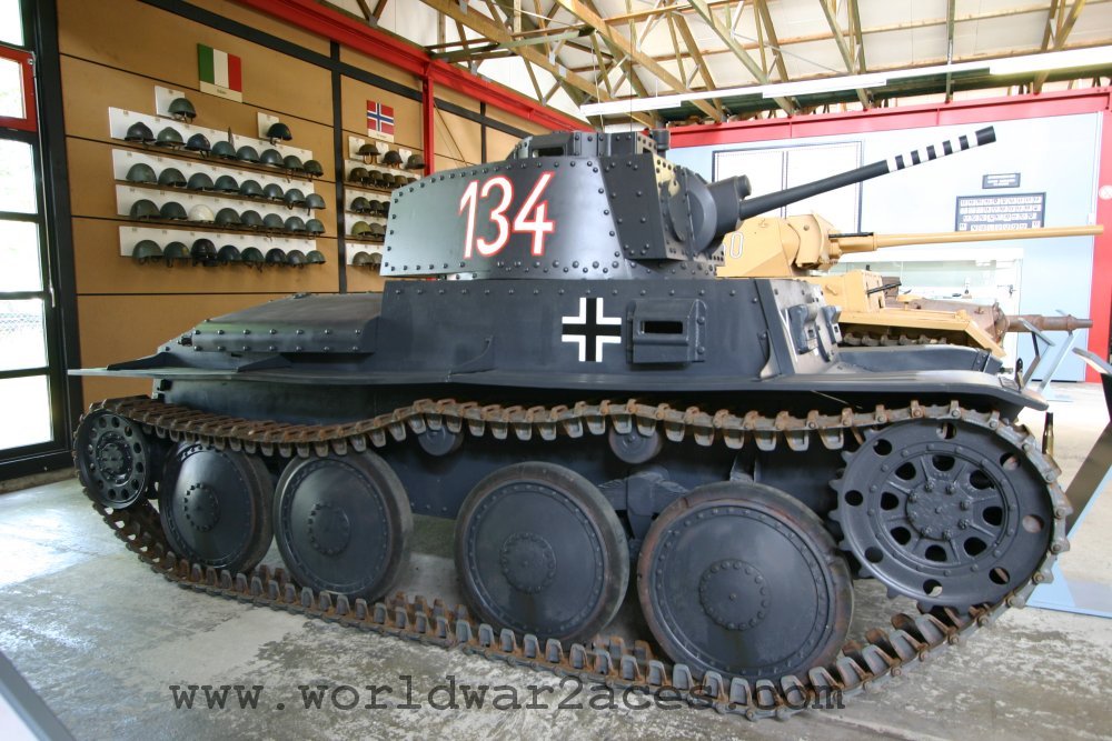 panzerkampfwagen-38t-5833.jpg