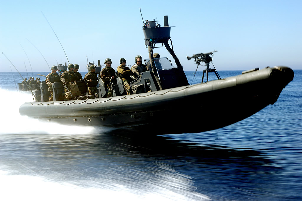 NAVY_RHIB_NSW_lg.jpg