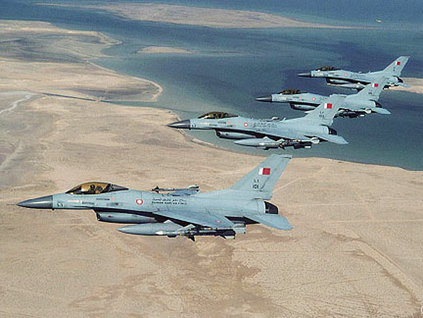 f-16c_bahrain_b40_102.jpg