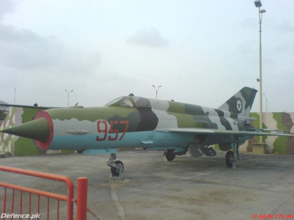 MIG-21-1.JPG