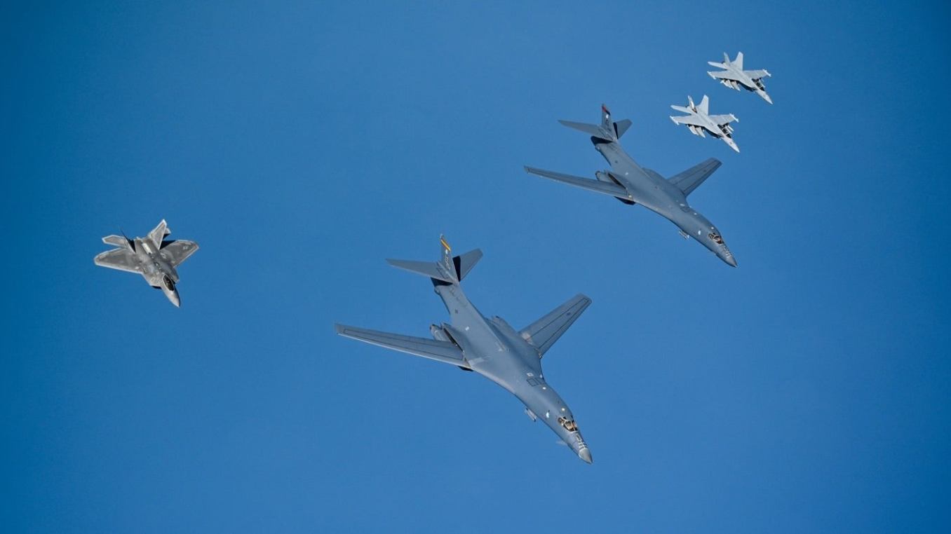 B-1-F-22-and-EA-18G.jpg