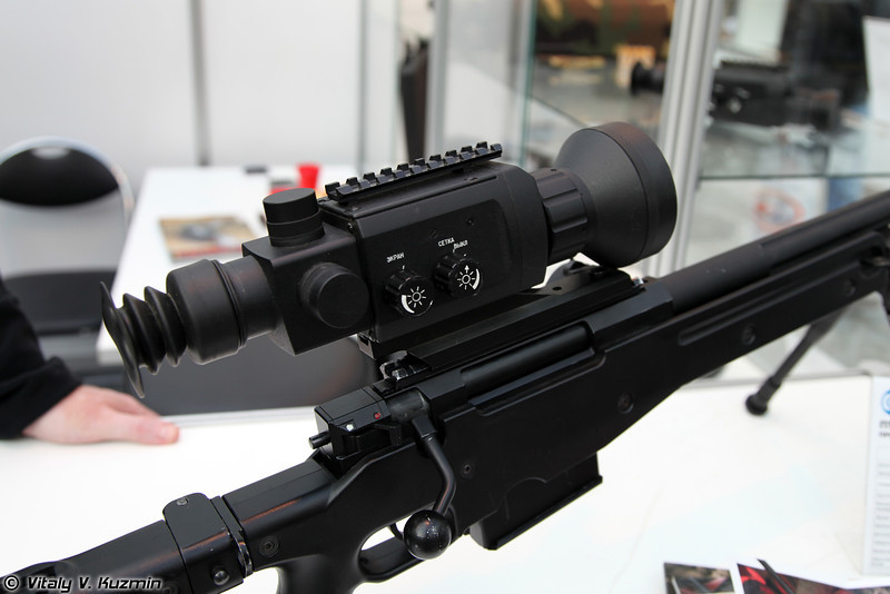 ArmsAndHunting2012-67-L.jpg