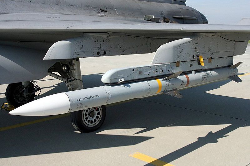 Aim-120-C7-AMRAAM.jpg