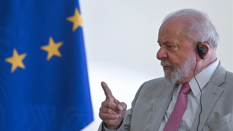 www.euractiv.com