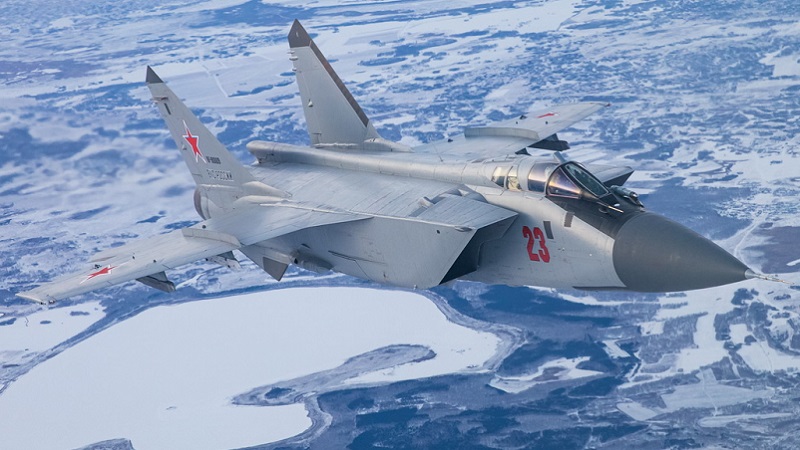 MiG-31-ravitaillement-couverture_MinDefRussie.jpg