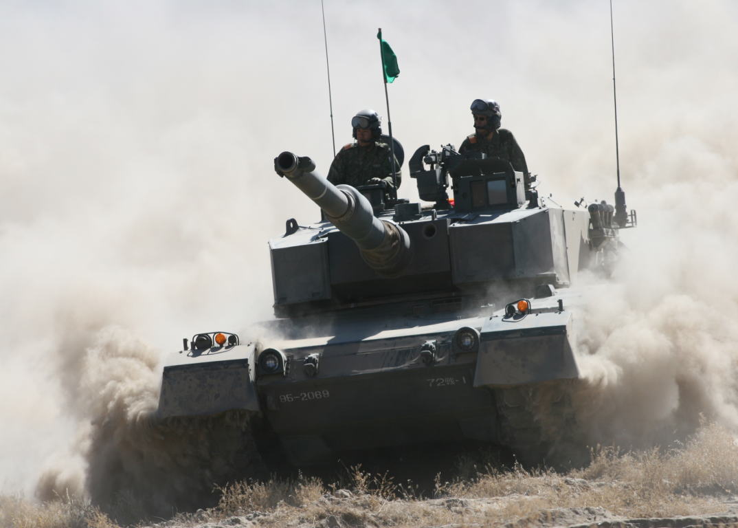 yakima_type90_mbt_dust_002.jpg