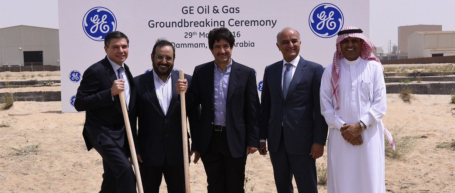 GE-Oil-Gas-groundbreaking_Group-Blog.png