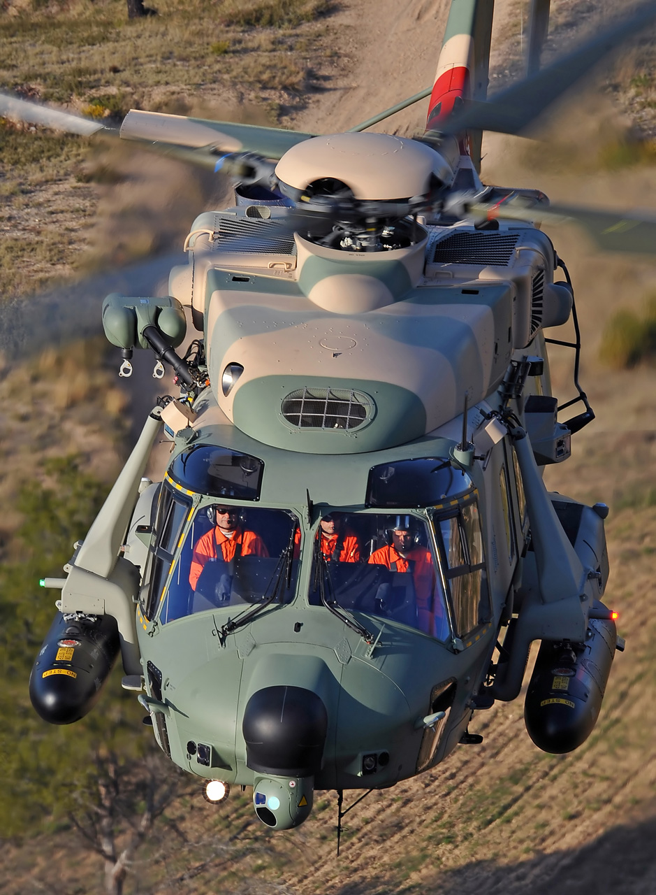 NH90254h.jpg