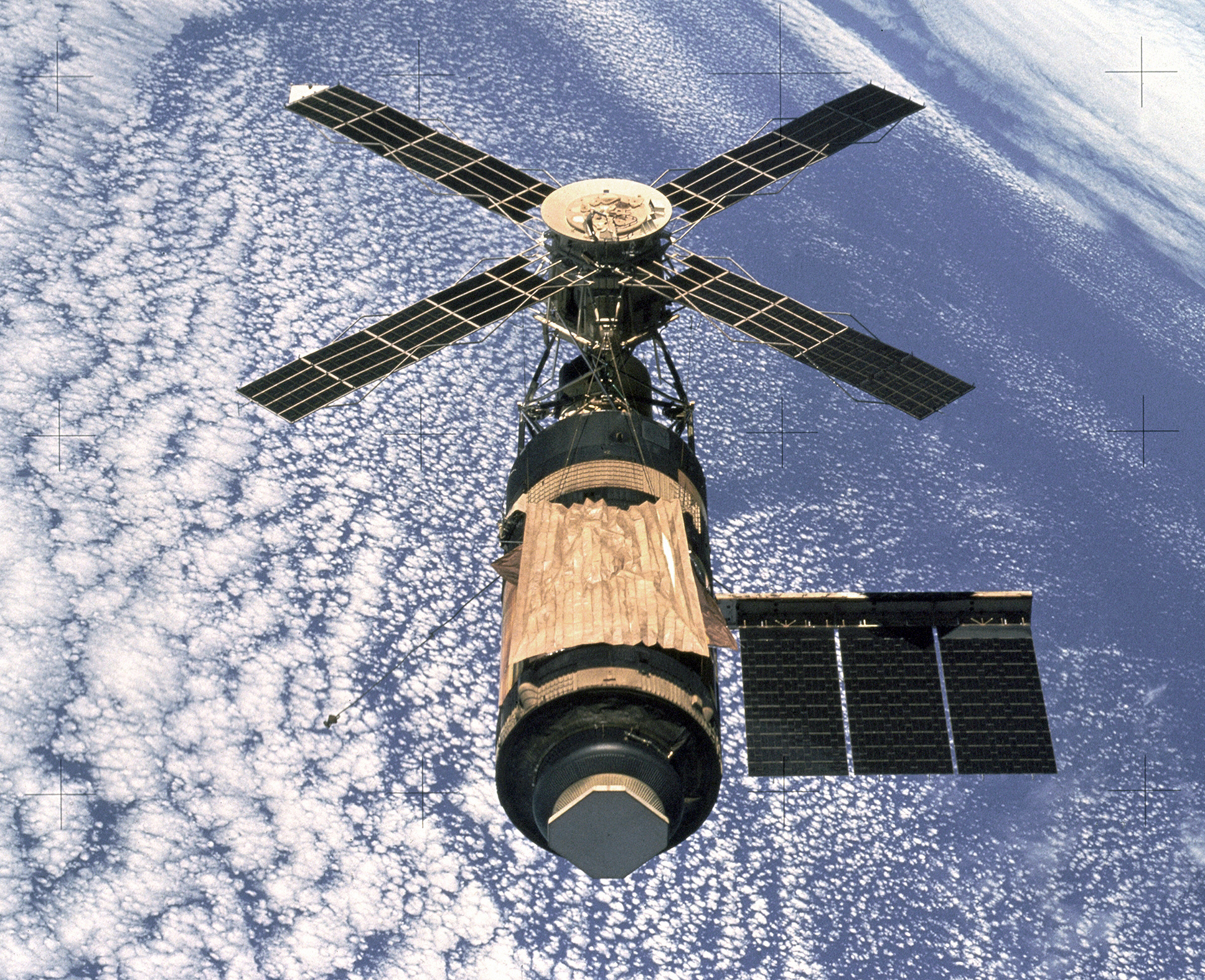 Skylab_%28SL-4%29.jpg