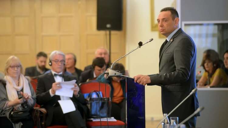 وزير الدفاع الصربي: لن ننضم للناتو حتى لو بقينا وحدنا خارجه