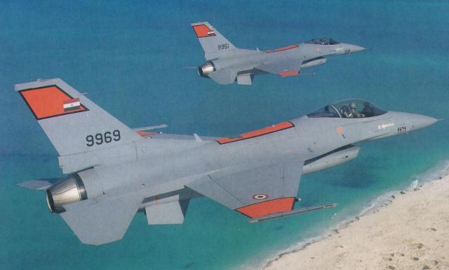 AIR_F-16C-40s_Egyptian_Over_Coast_EAF_lg.jpg