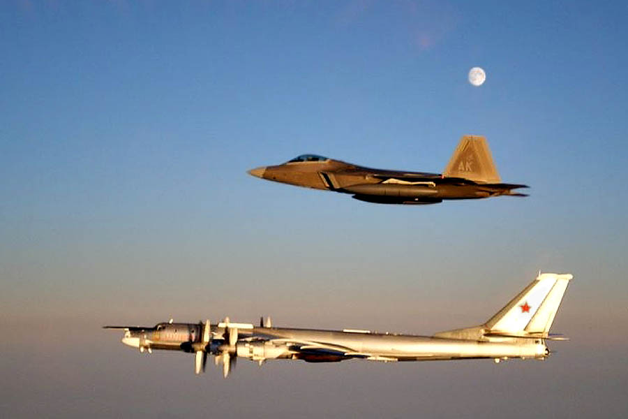 f22_tu95bear-copy.jpg