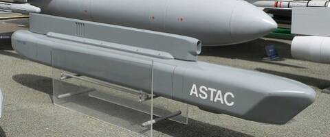 RMAF ASTAC Elint pod / nacelle ASTAC chez les FRA