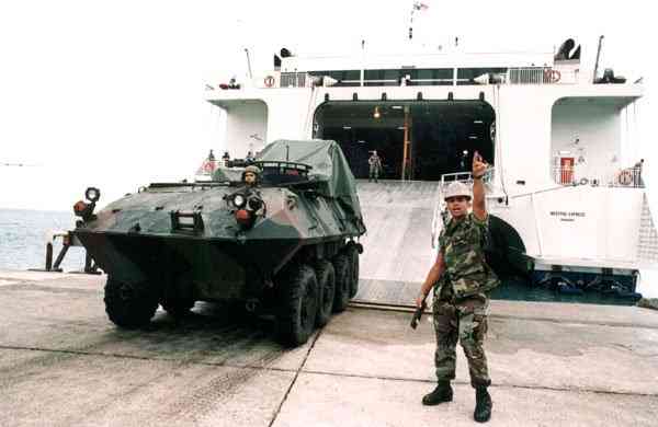 Westpac_Express_HSV-4676_unloading_Marine_LAV.jpg