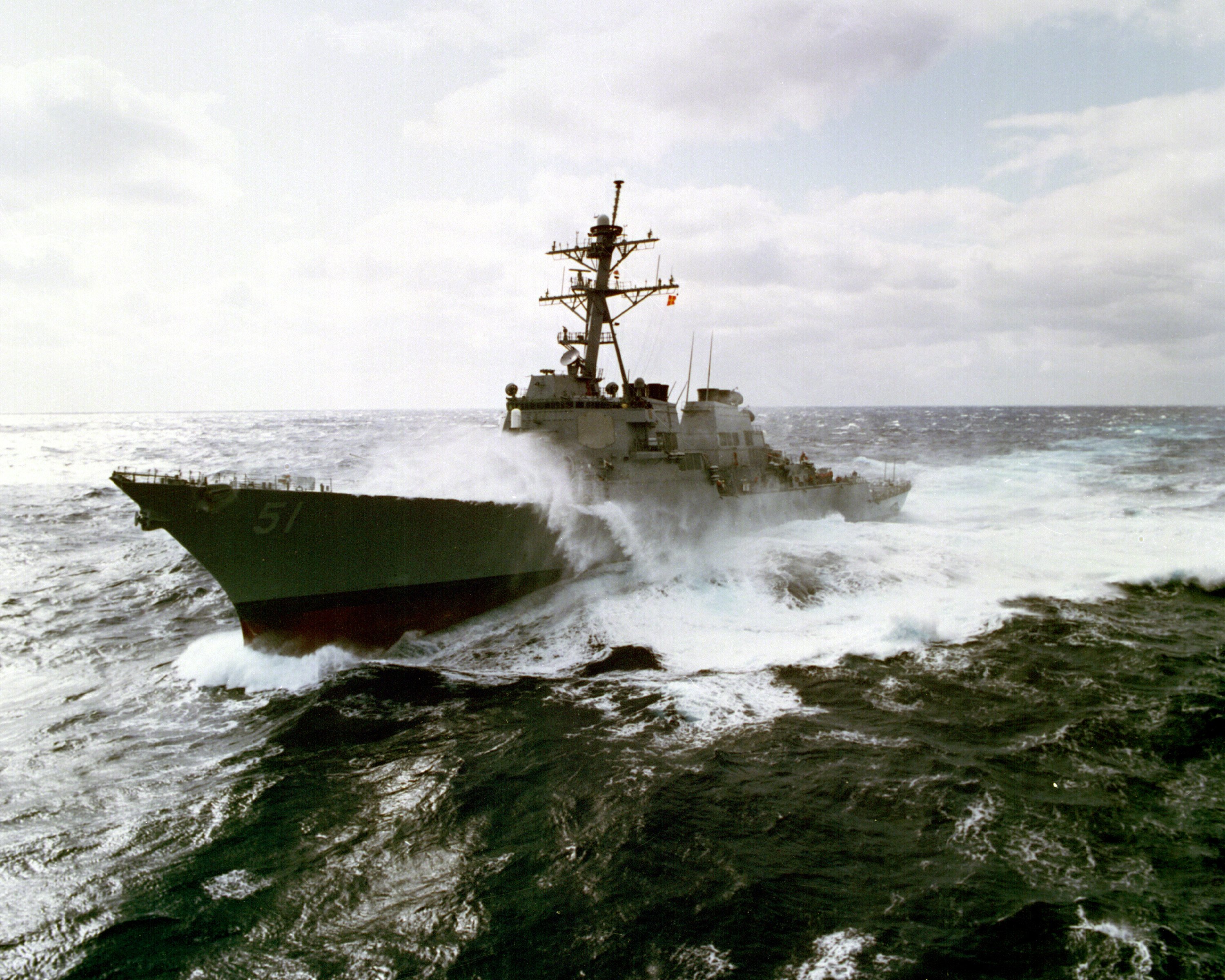 Arleigh_Burke_DDG-51.jpg