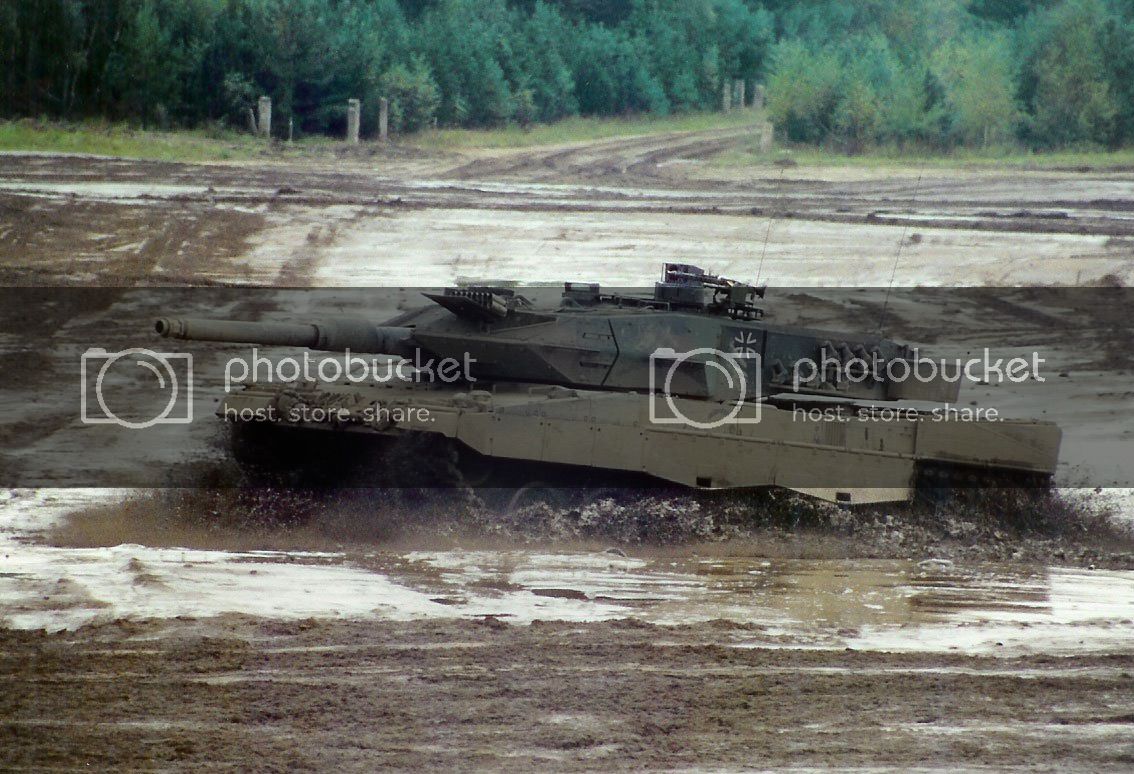 Leopard2A5imMatsch-1.jpg