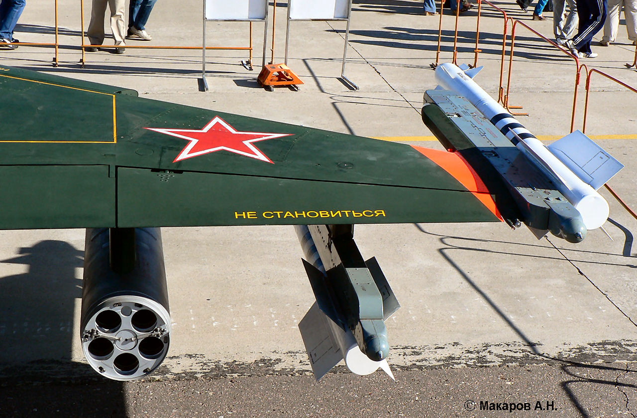 yak-130_25_of_34.jpg