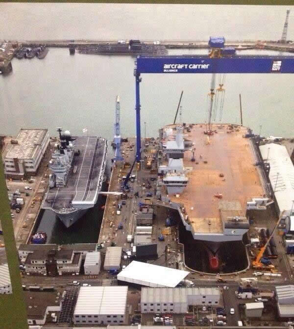 HMS_Queen_Helizabeth_namming_1.jpg