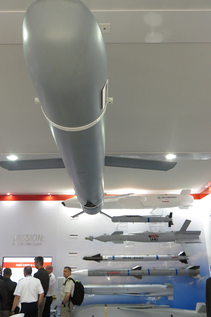 tomhawk_raytheon_weapons725.jpg