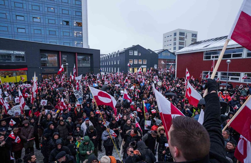 مسؤول استخباراتي أمريكي سابق: خطوات ترامب بشأن غرينلاند ستدمر حلف الناتو وهو جاد تماما