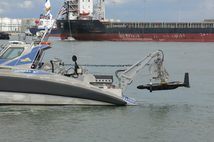 towed_sonar_klein_seagull725.jpg