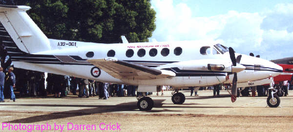 DC_3A32_001.jpg