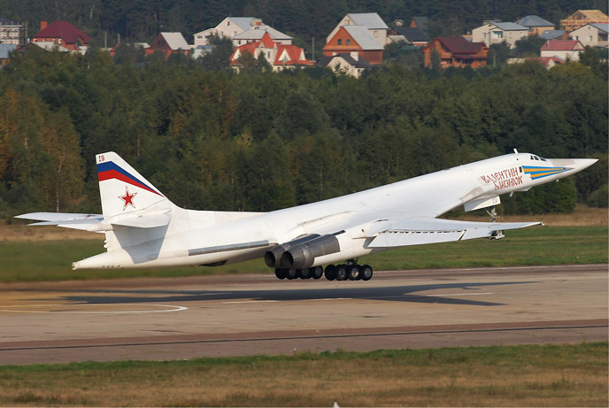 tu-160_maks.jpg