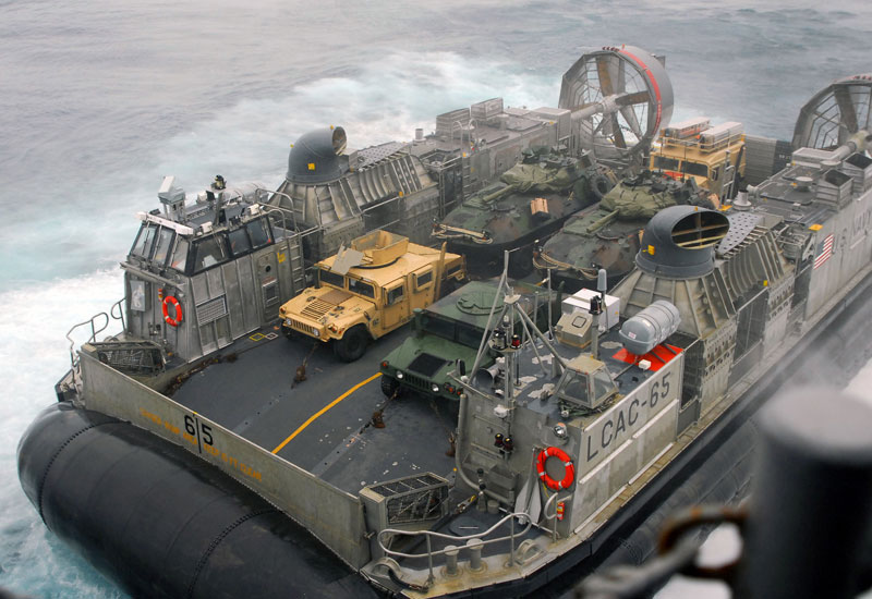 lcac_12.jpg