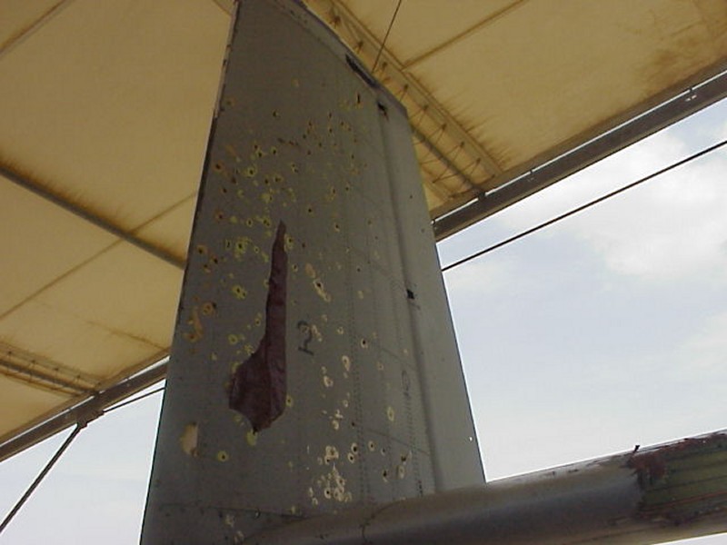 a-10_oif_battle-damage_mvc-004f.jpg
