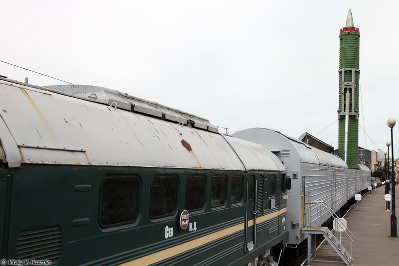 RailwaymuseumSPb-15-L.jpg