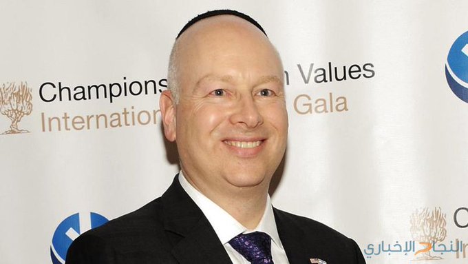 DjAZ2AFXgAAOpbz.jpg:small