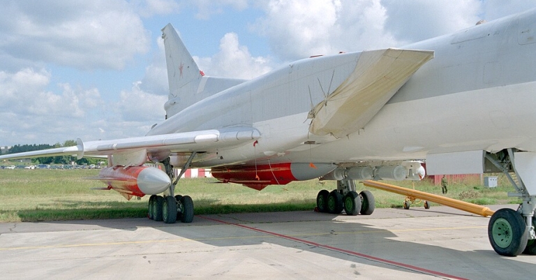 Kh-22M-Tu-22M-3-1S.jpg