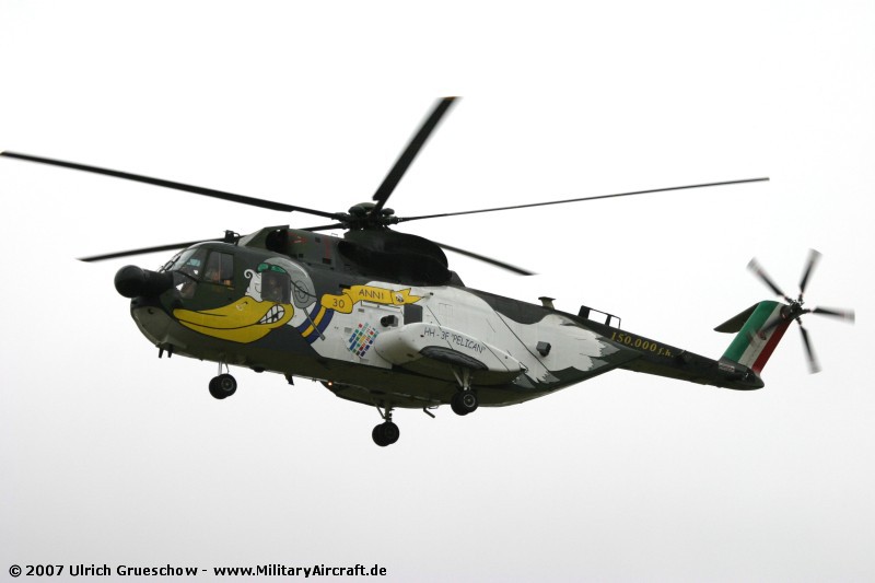 Sikorsky-HH3F_RIAT2007_0012_800.jpg