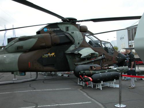 Eurosatory-2008-9-juin-159.jpg