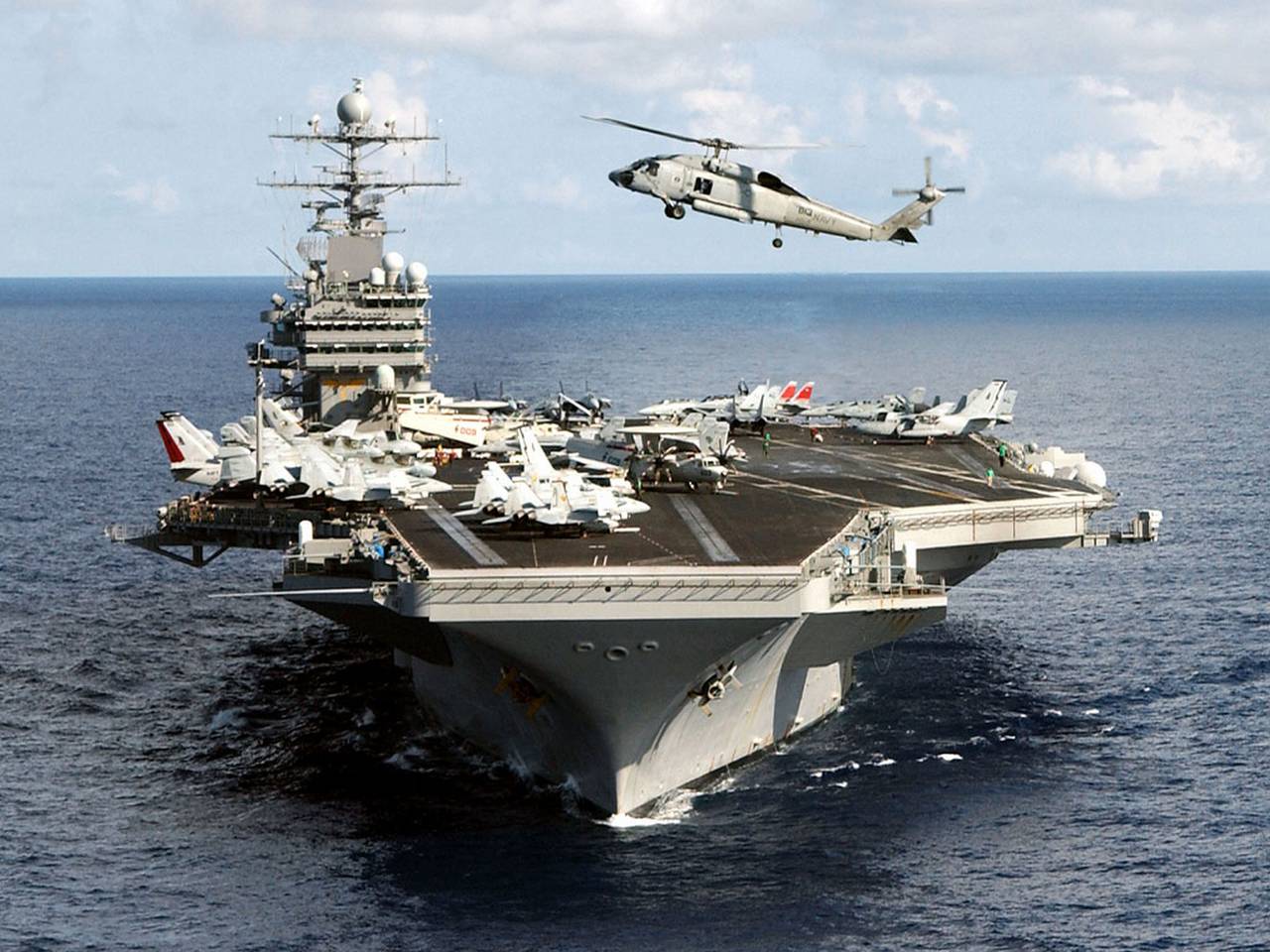 ابراهام لنكولن تغادر الخليج Defense Arab المنتدى العربي للدفاع