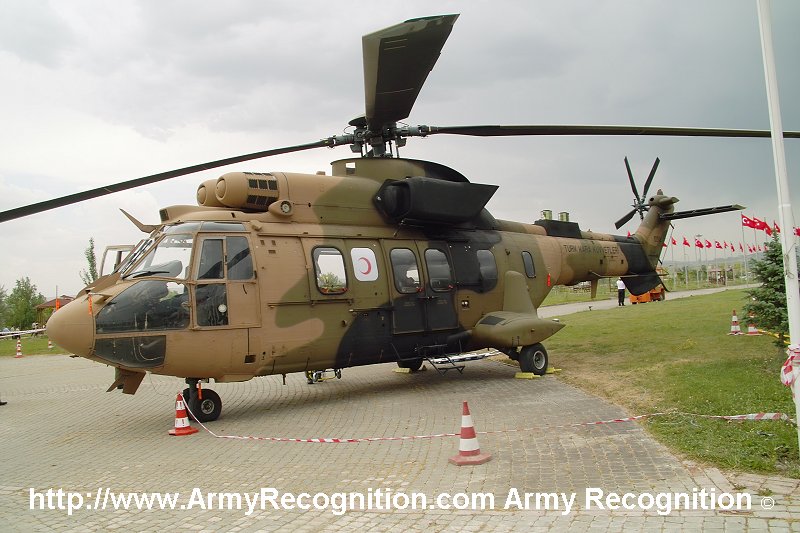 AS-532_Cougar_Medic_Helicopter_Turkish_IDEF_2007.jpg