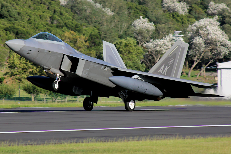 F-22-Lajes.jpg