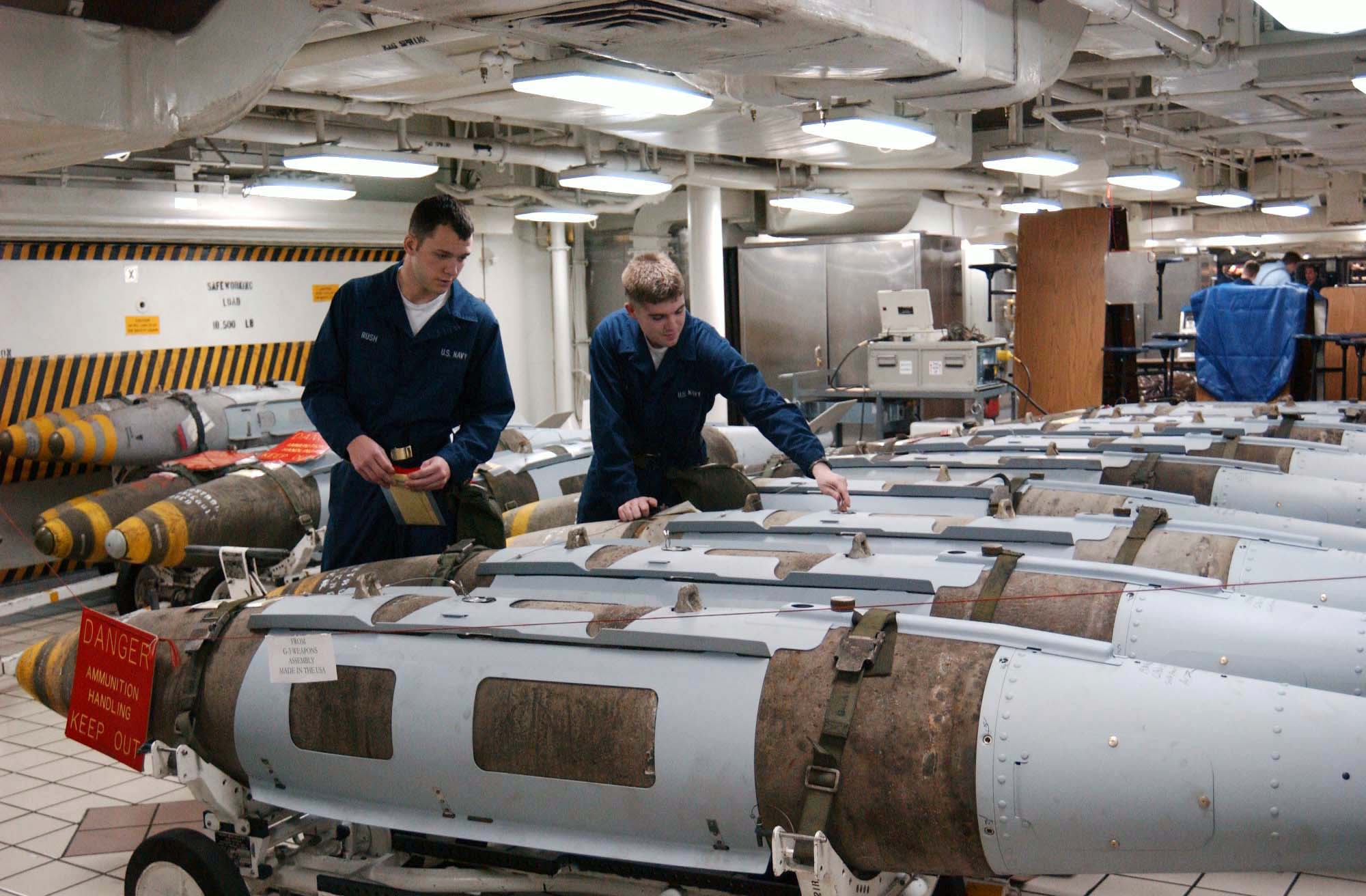US_Navy_030320-N-5292M-007_Aviation_Ordnancemen_inspect_a_Joint_Direct_Attack_Munition_%28JDAM%29_GBU-31_in_preparation_for_loading_on_air_wing_aircraft.jpg