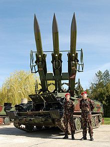 220px-SA-6_%27KUB%27_missile_system_exercise%21.jpg